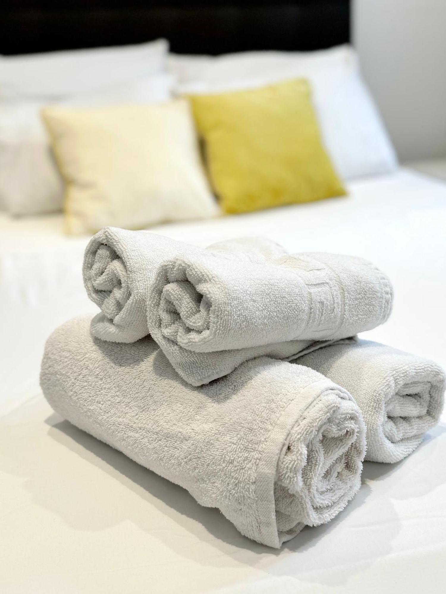 Fabulous City Centre Apartment - Grand Central House Gibraltar Eksteriør billede