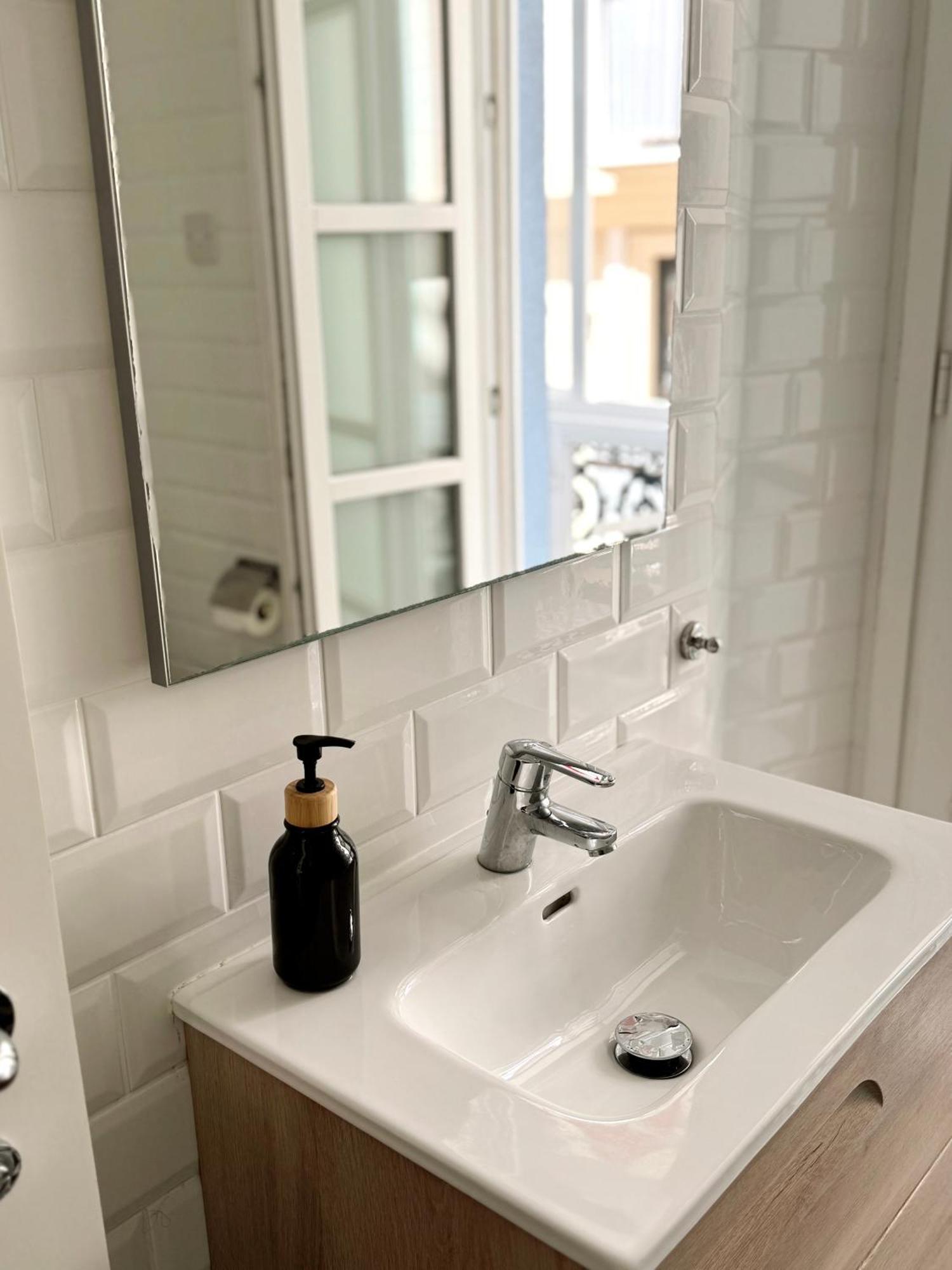 Fabulous City Centre Apartment - Grand Central House Gibraltar Eksteriør billede