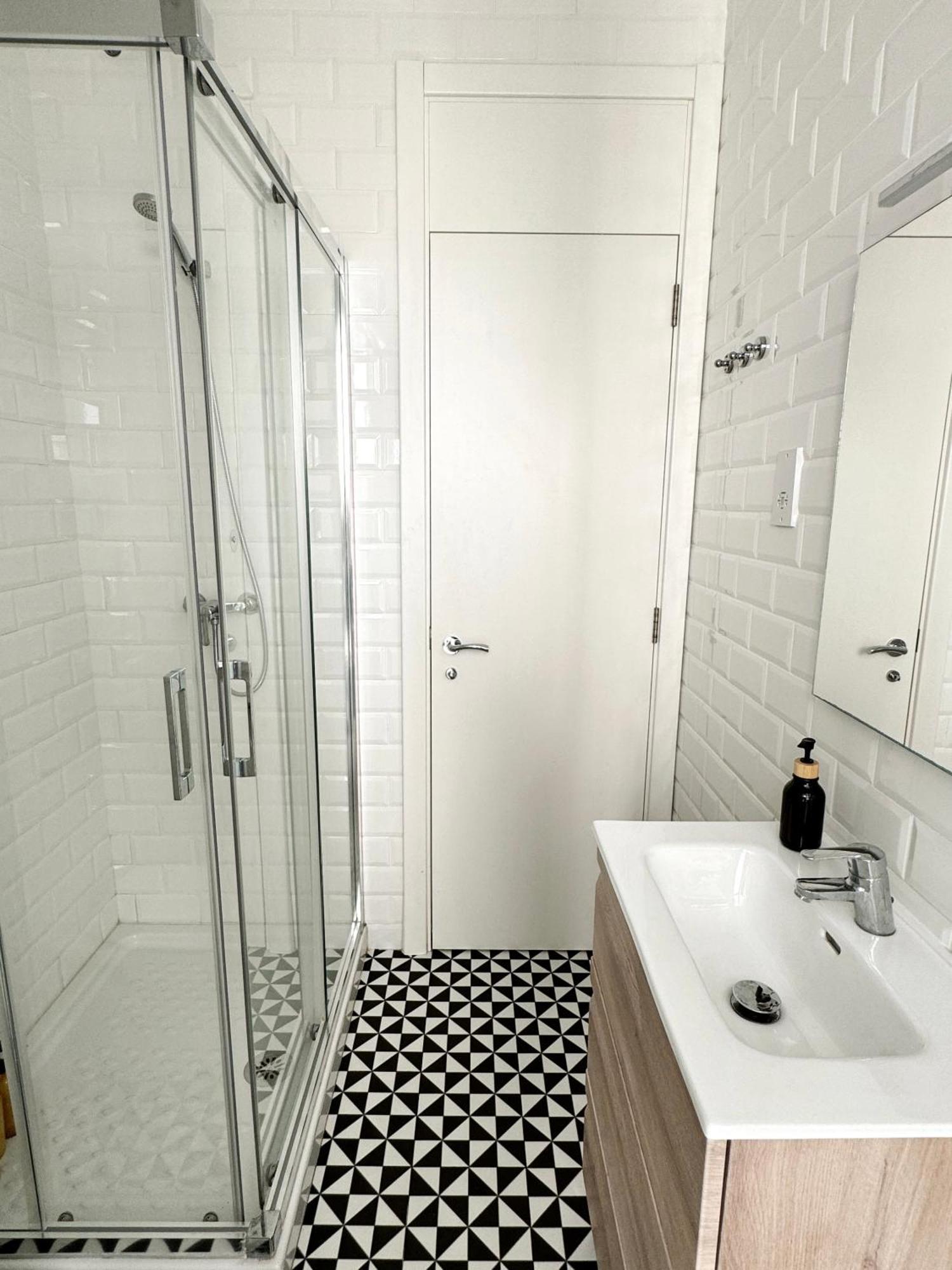 Fabulous City Centre Apartment - Grand Central House Gibraltar Eksteriør billede