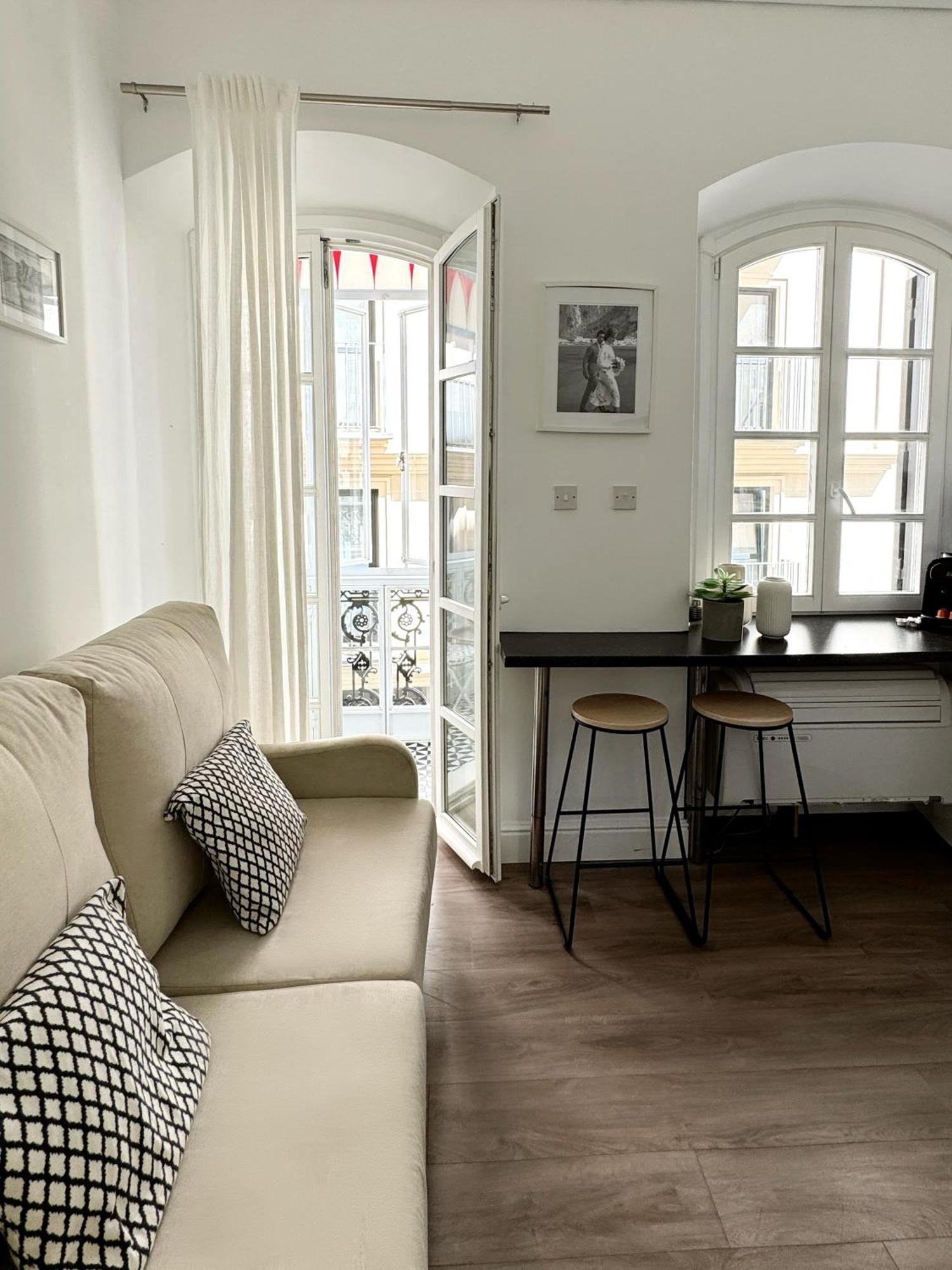 Fabulous City Centre Apartment - Grand Central House Gibraltar Eksteriør billede