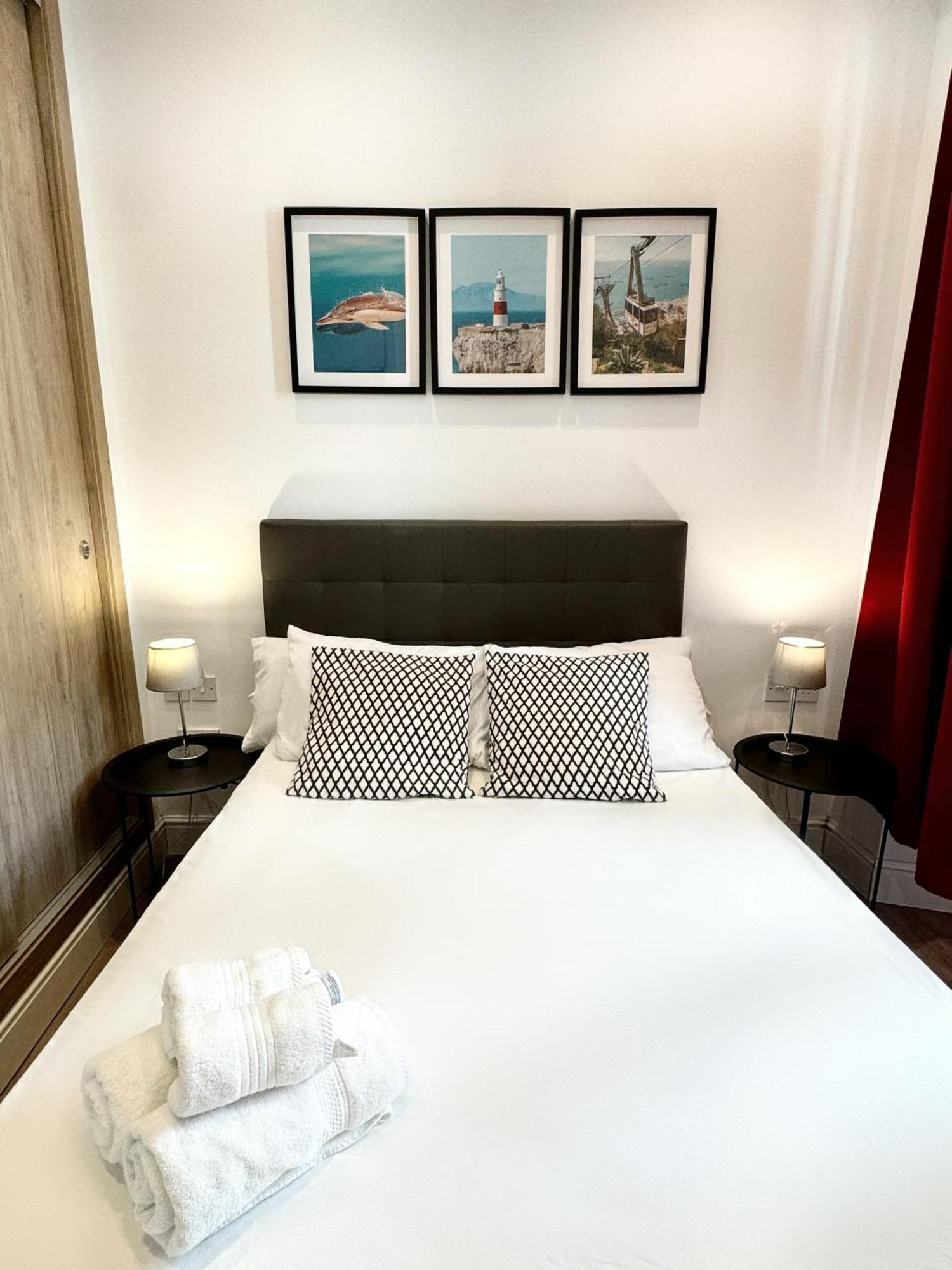 Fabulous City Centre Apartment - Grand Central House Gibraltar Eksteriør billede